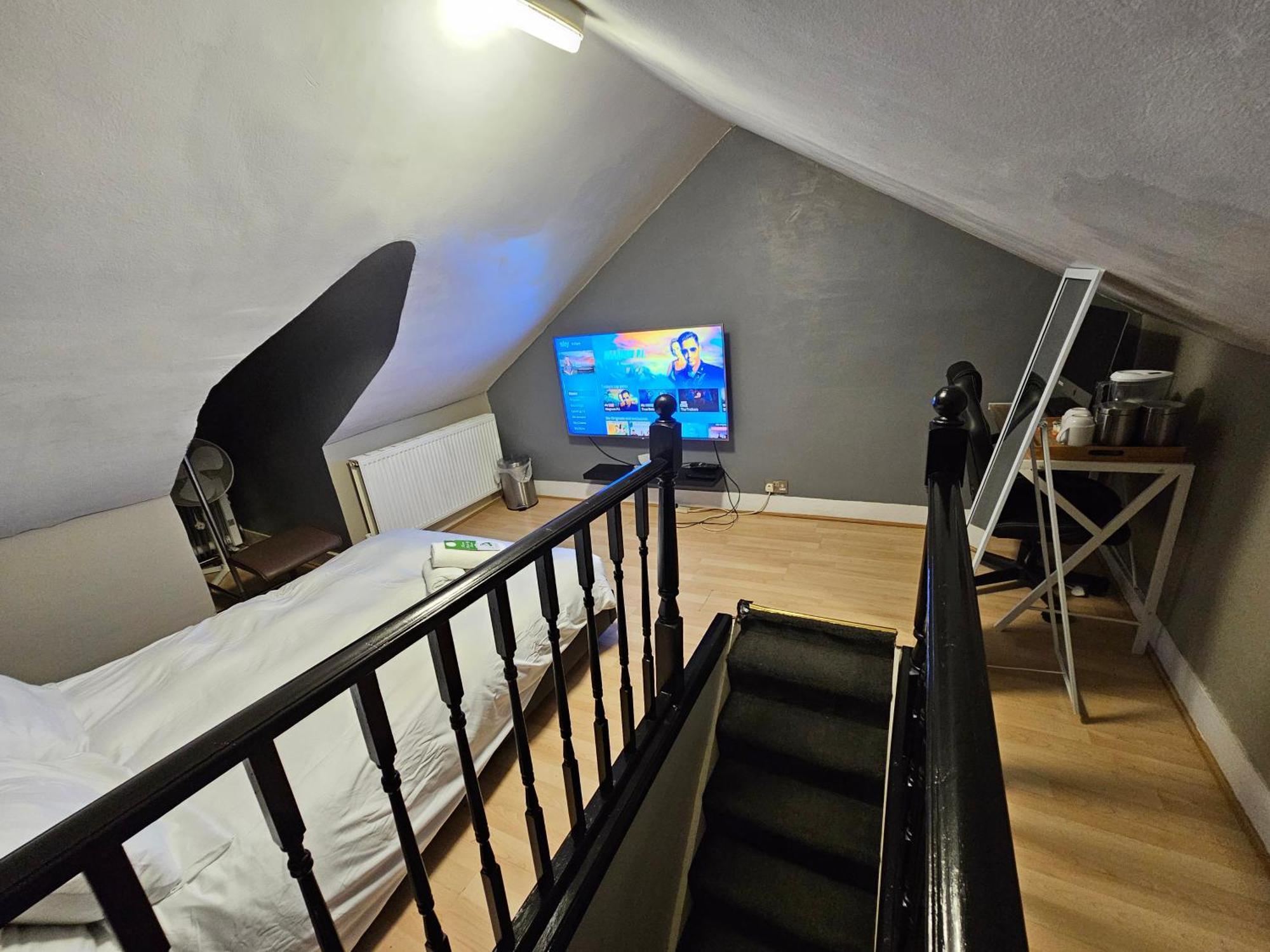 Umbrella Properties London Excel Bagian luar foto