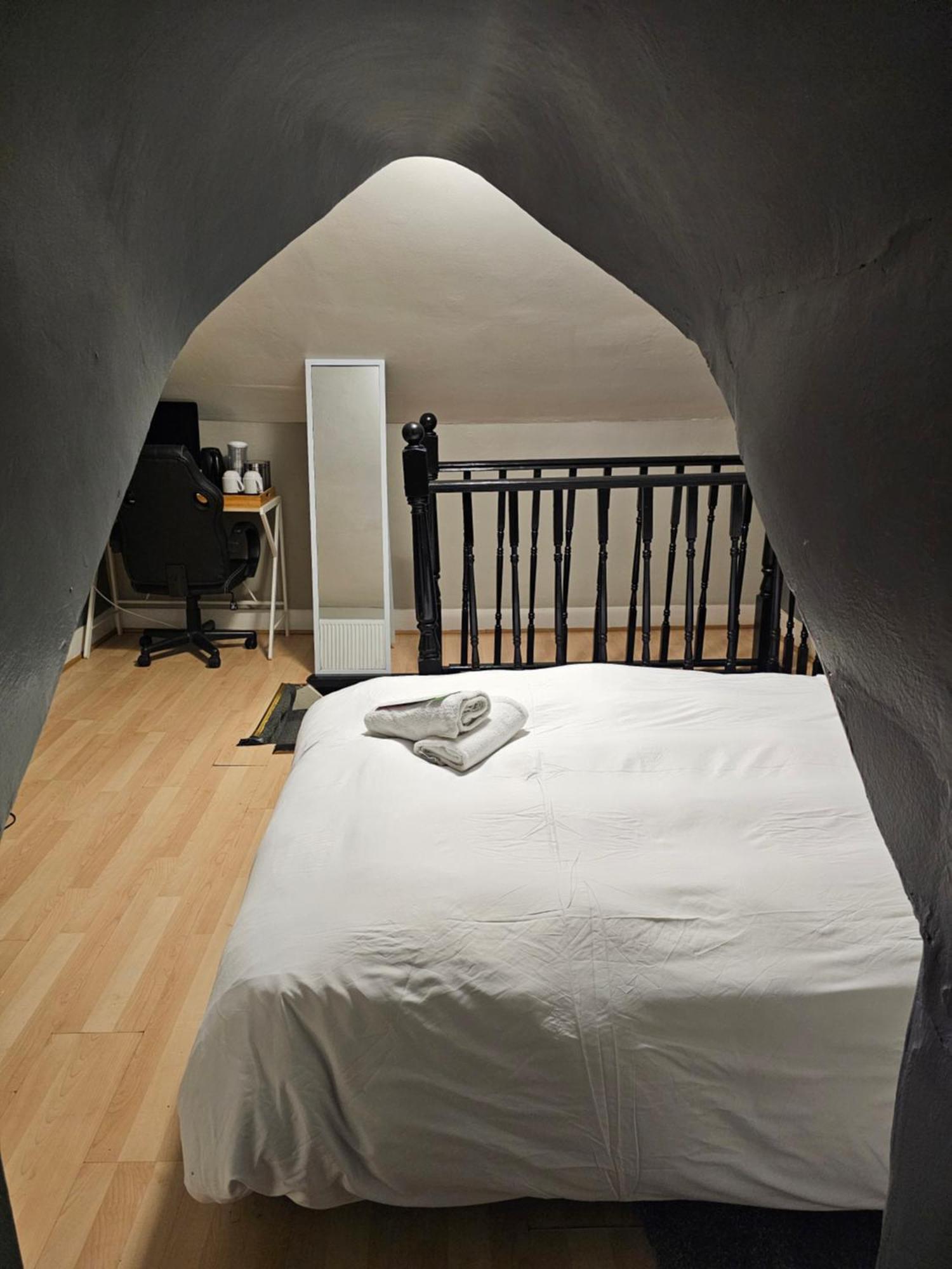 Umbrella Properties London Excel Bagian luar foto